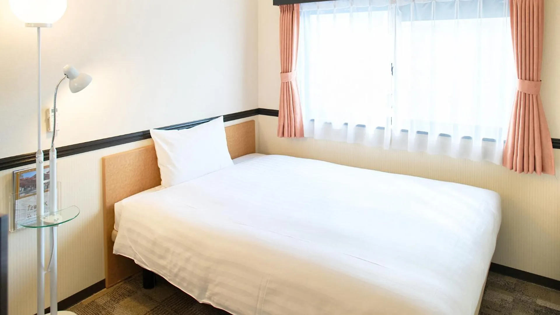 Toyoko Inn Nagoya-eki Sakuradori-guchi Honkan 3*, Nagoya Japan