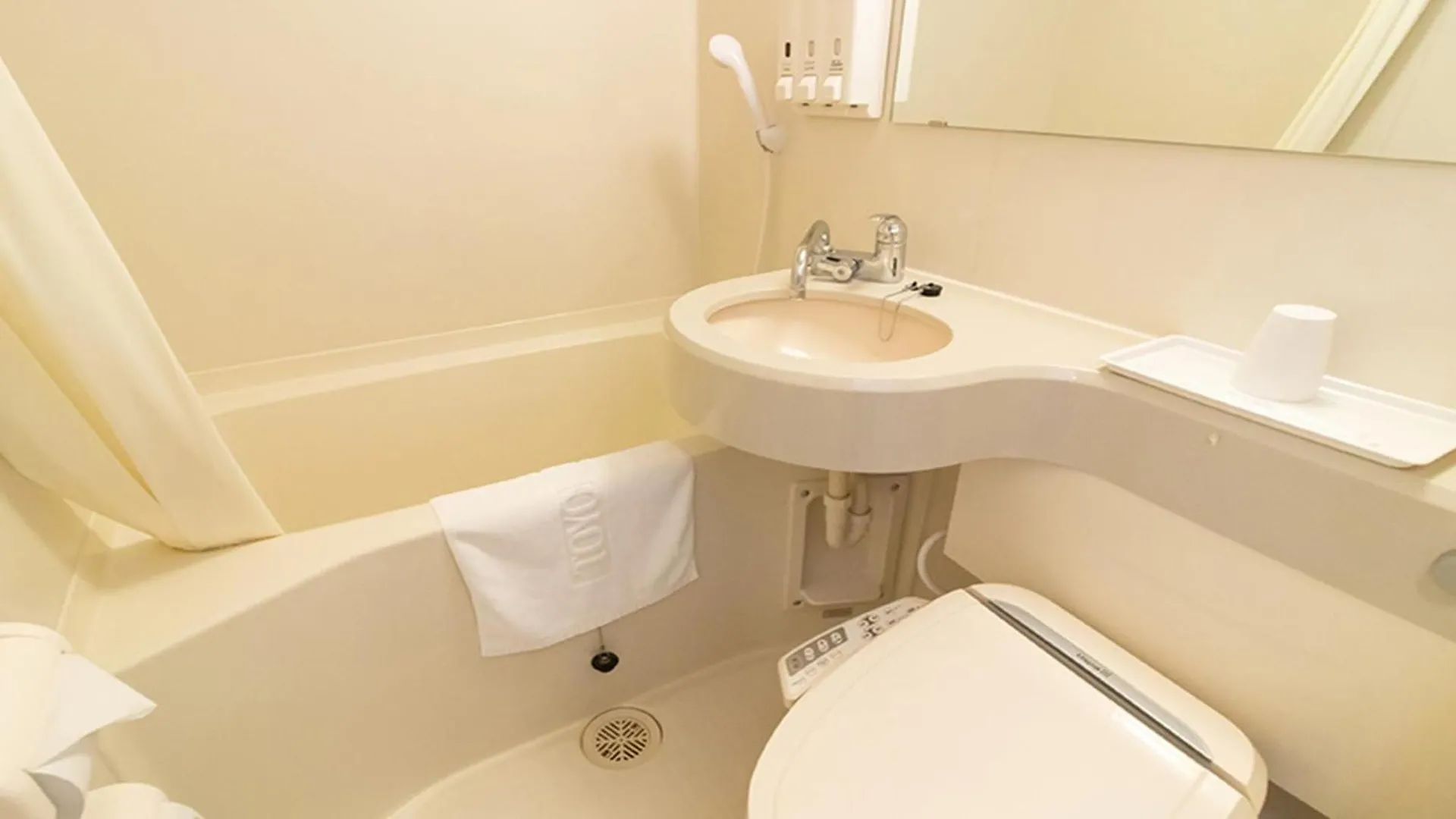 Toyoko Inn Nagoya-Eki Sakuradori-Guchi Honkan 3*, Nagoya