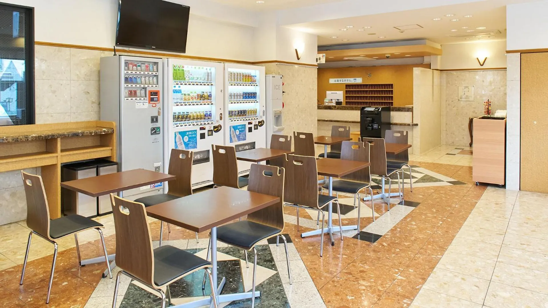 Toyoko Inn Nagoya-Eki Sakuradori-Guchi Honkan 3*, Nagoya